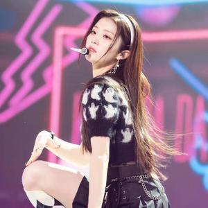 强开乳罩摸双乳吃奶网站
